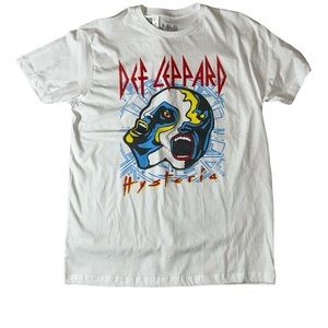 Def Leppard tee shirt. Men’s size Large
